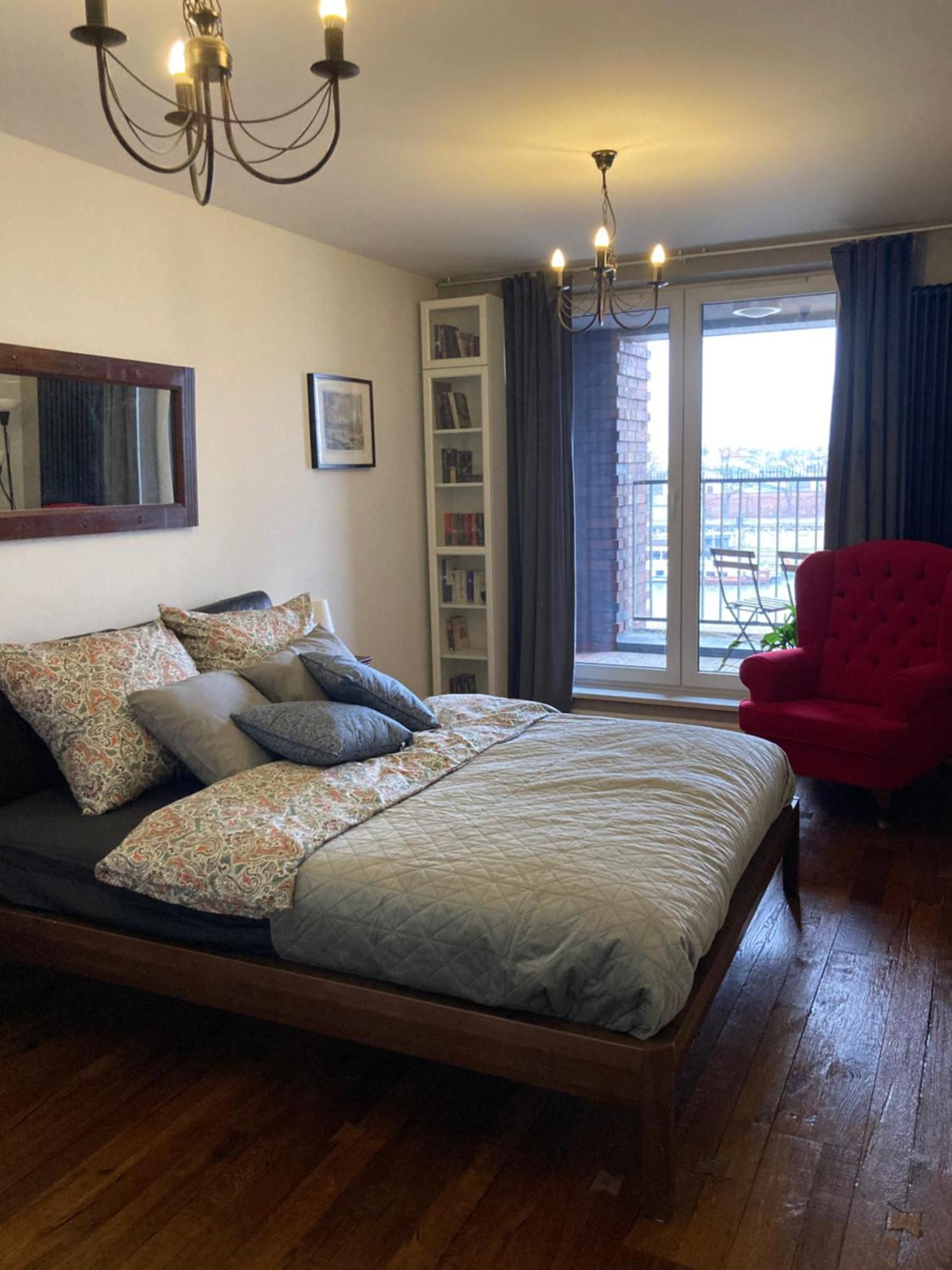 Royal Oak - 3bd 2ba With Parking And River View Apartament Kraków